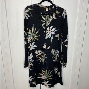 Roxy Black Dress with Tropical Floral Design - Med